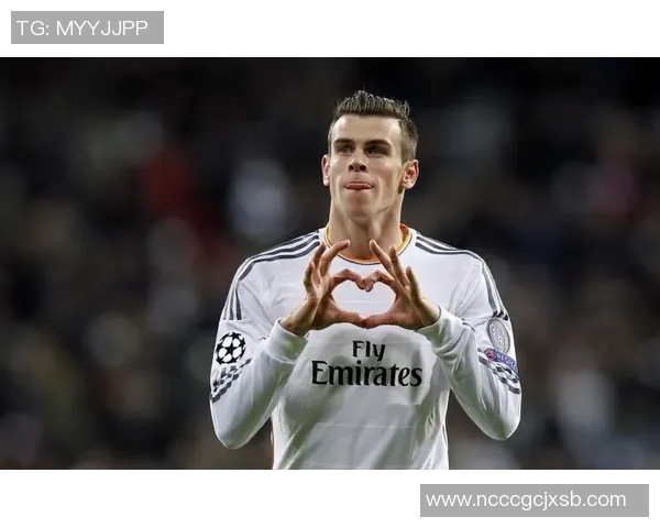 足球明星定妆照姿势揭秘展现个性与魅力的完美瞬间 足球明星定妆照姿势揭秘展现个性与魅力的完美瞬间