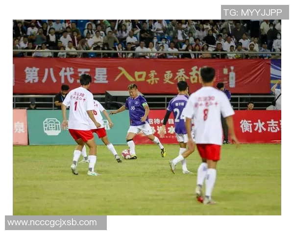 中国足球明星的中文名是什么以及他们的成就与影响力分析